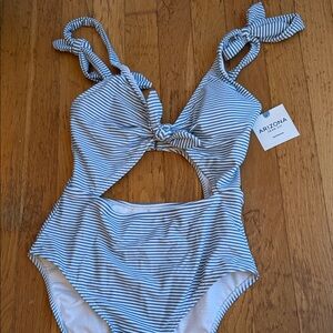 Arizona Jean Company Striped Blue & White Women’s One-Piece Swimsuit